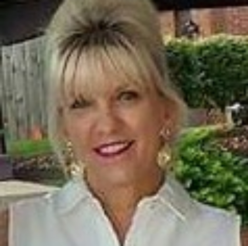 Meet your Posher, Pam